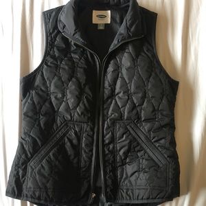 Old Navy lightweight vest, size small, black